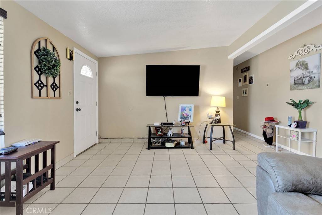 Victorville, CA 92392,15069 Gravilla RD