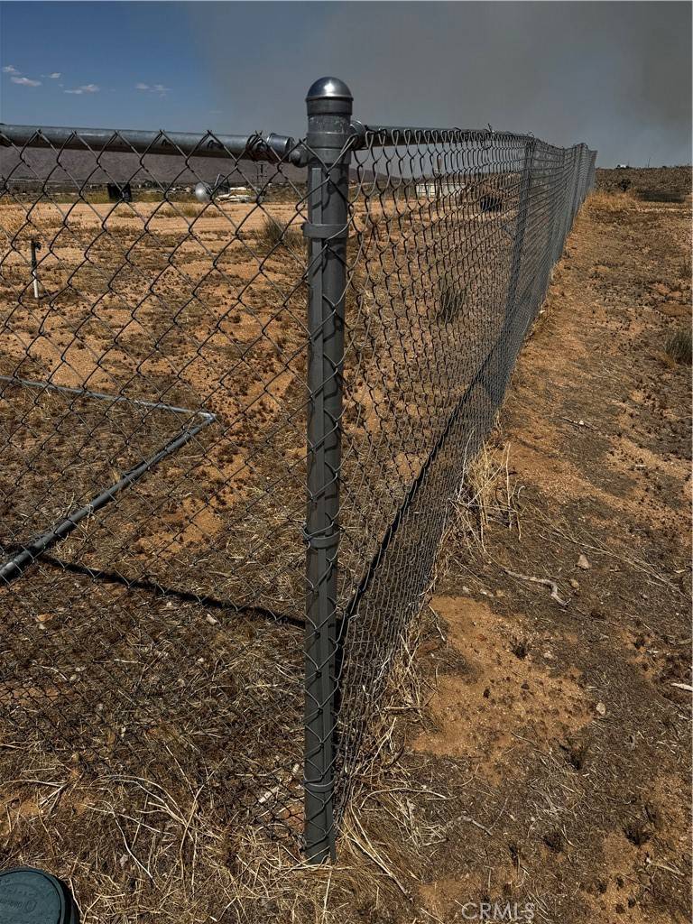 Apple Valley, CA 92308,10187 Joshua RD