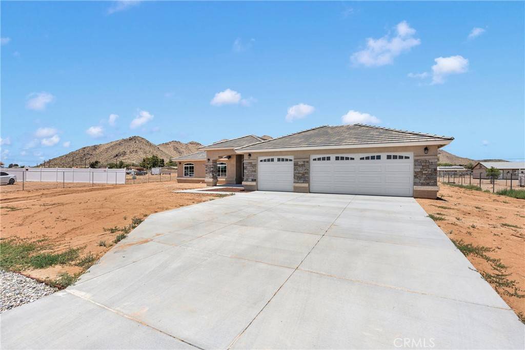 Apple Valley, CA 92307,20020 Symeron RD