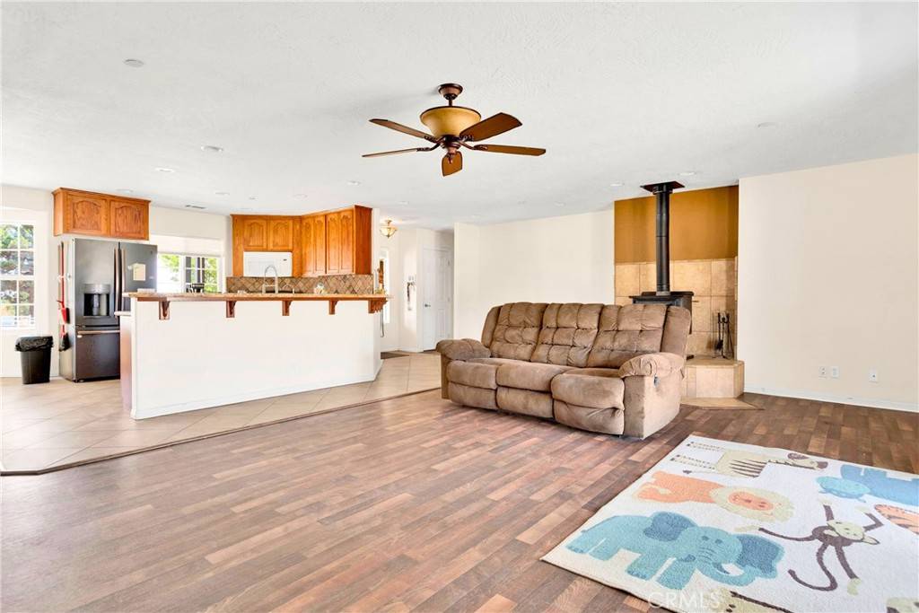 Phelan, CA 92371,4615 Lindero ST