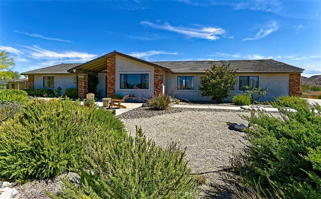 Apple Valley, CA 92307,15381 Otomian RD