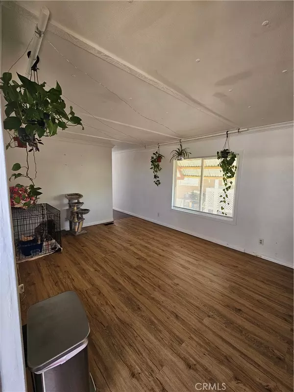 Adelanto, CA 92301,11423 Chamberlaine WAY #59