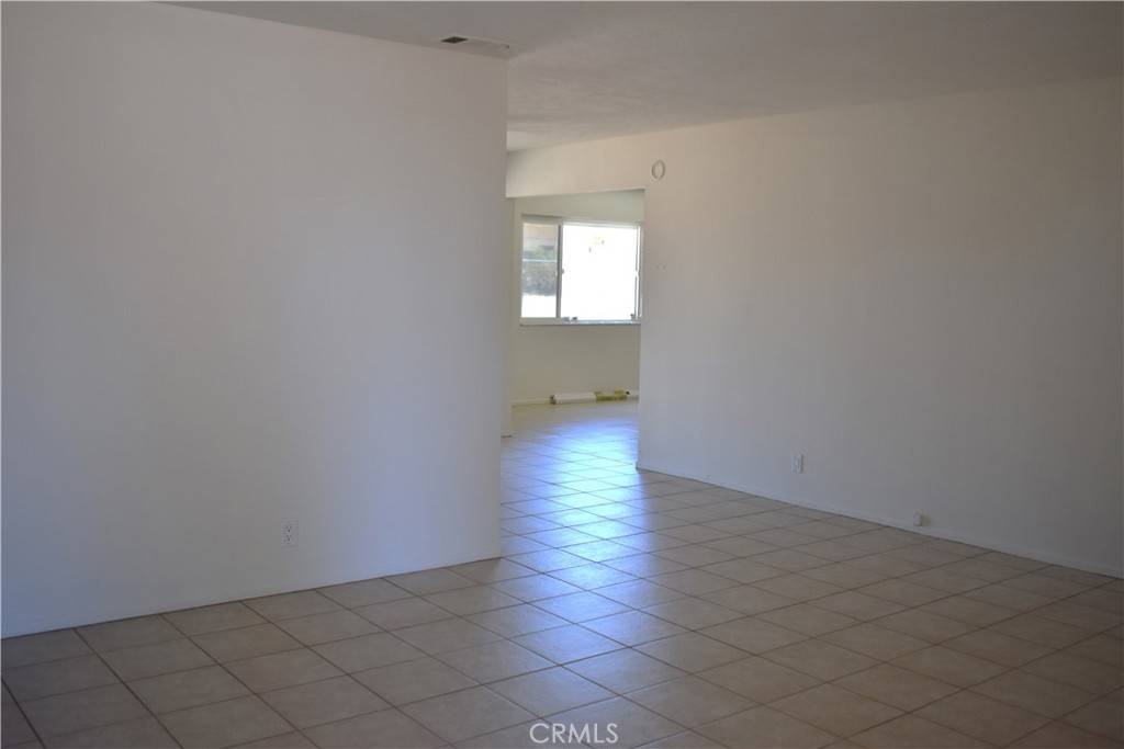Hesperia, CA 92345,18107 Sycamore ST