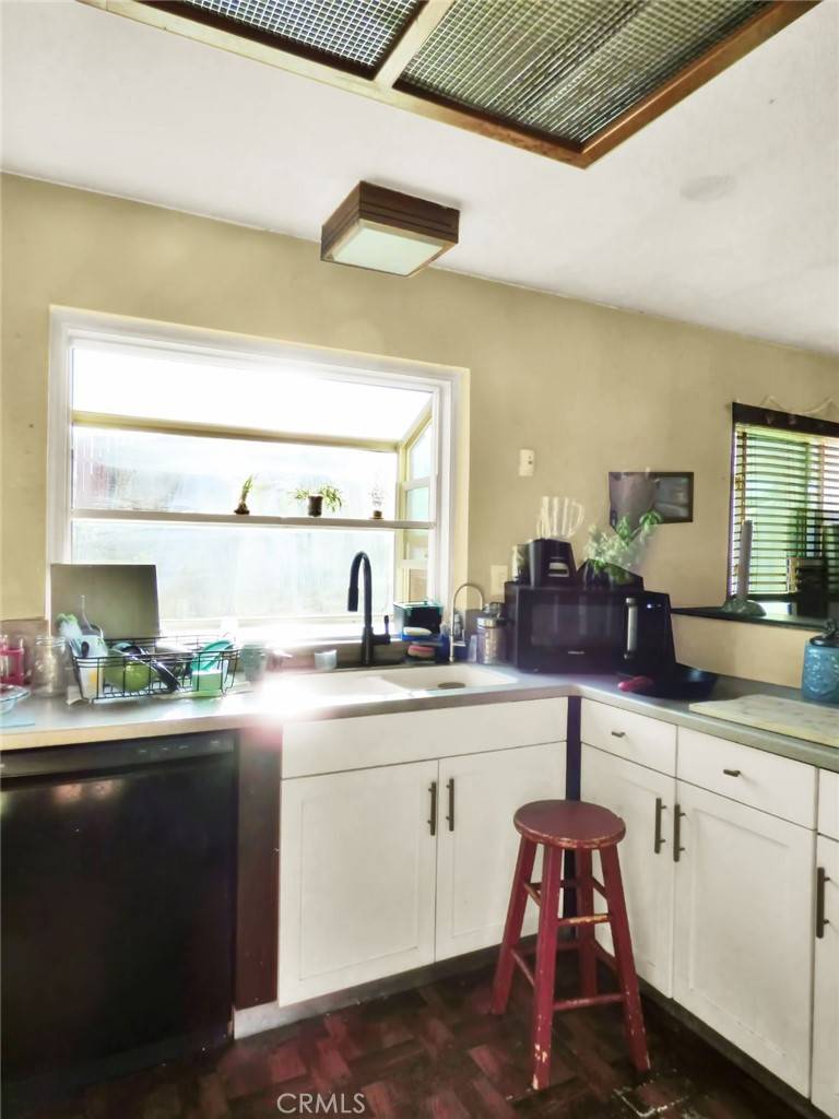 Victorville, CA 92394,15132 Jeraldo