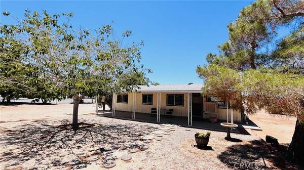 12222 Wagon Wheel RD, Phelan, CA 92371