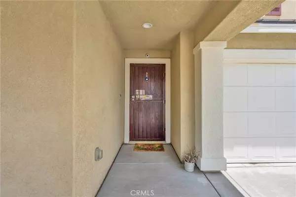 Adelanto, CA 92301,10562 Chevron CT