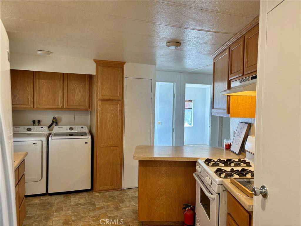 Apple Valley, CA 92307,20843 Waalew RD #C92