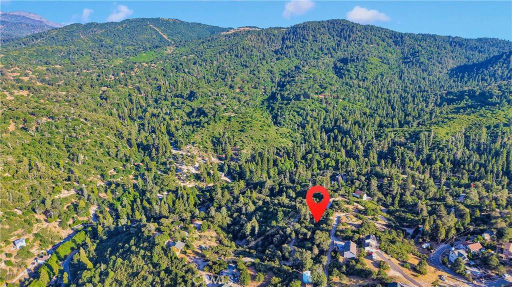 Cedar Glen, CA 92321,237 Craghill DR