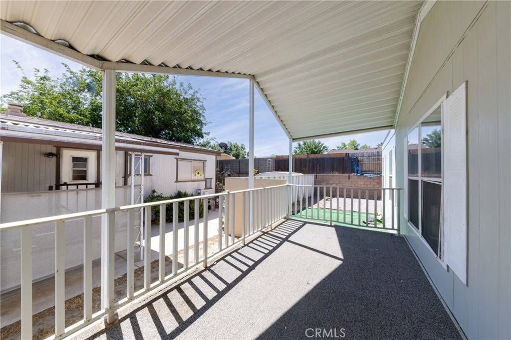 Lancaster, CA 93535,2330 E Avenue J8 #50