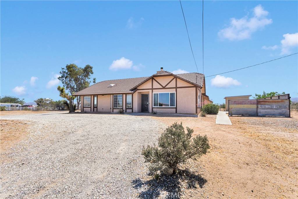 Apple Valley, CA 92308,10443 Caribou AVE