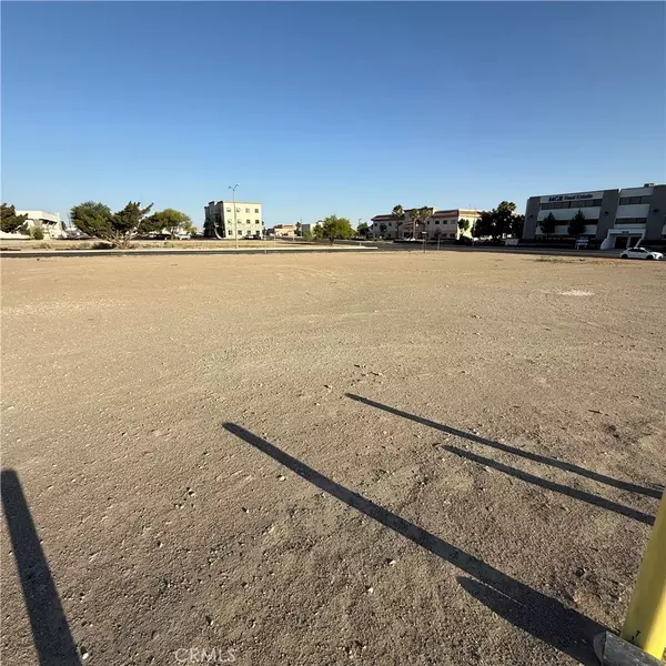 0 Kentwood #3 BLVD, Victorville, CA 92392