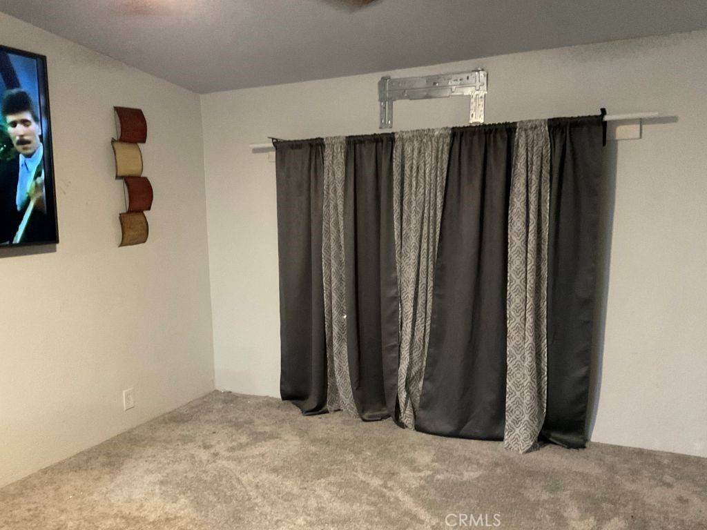 Victorville, CA 92394,15678 AVION LN #C