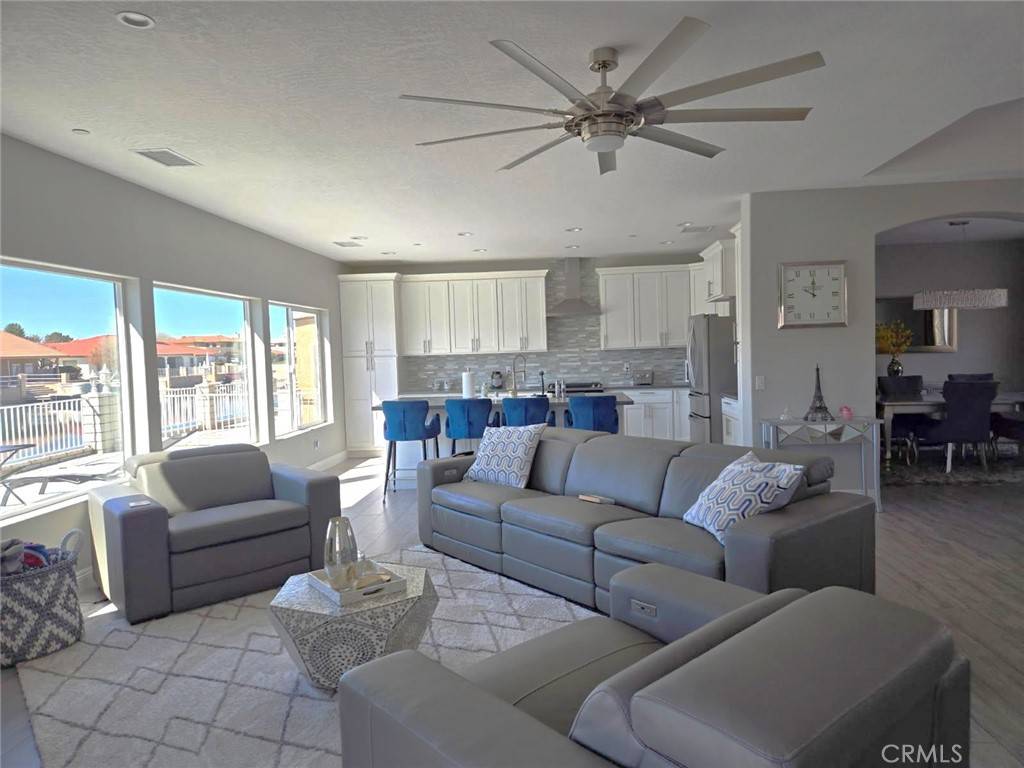 Helendale, CA 92342,14367 Hurricane LN