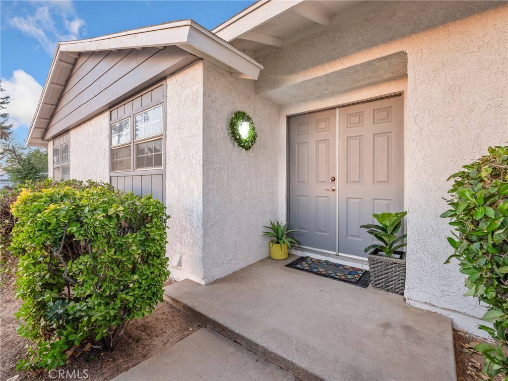 Hesperia, CA 92345,9383 11th AVE