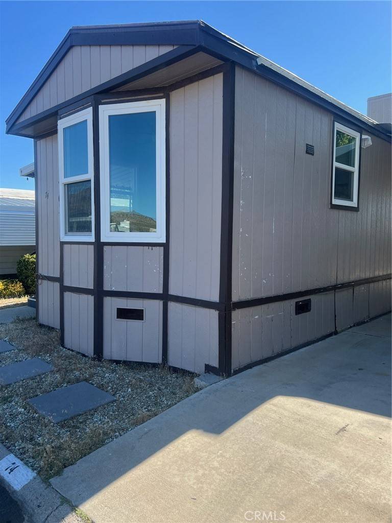 20683 Waalew, Apple Valley, CA 92307