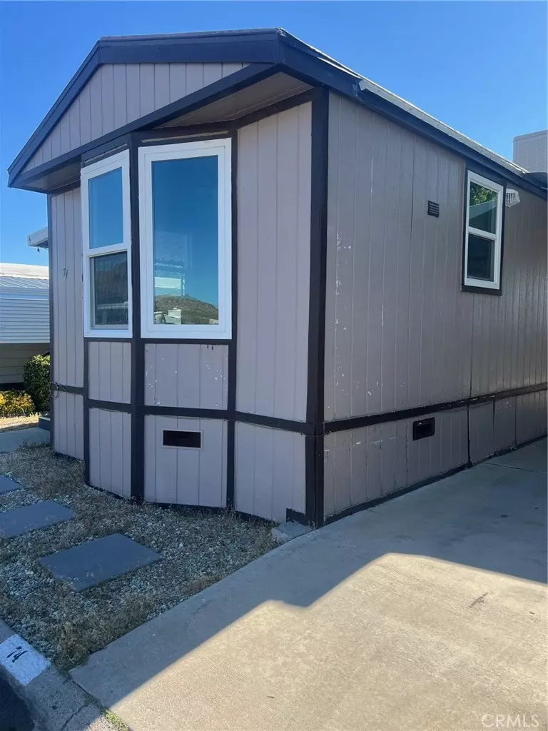 Apple Valley, CA 92307,20683 Waalew Sp #74