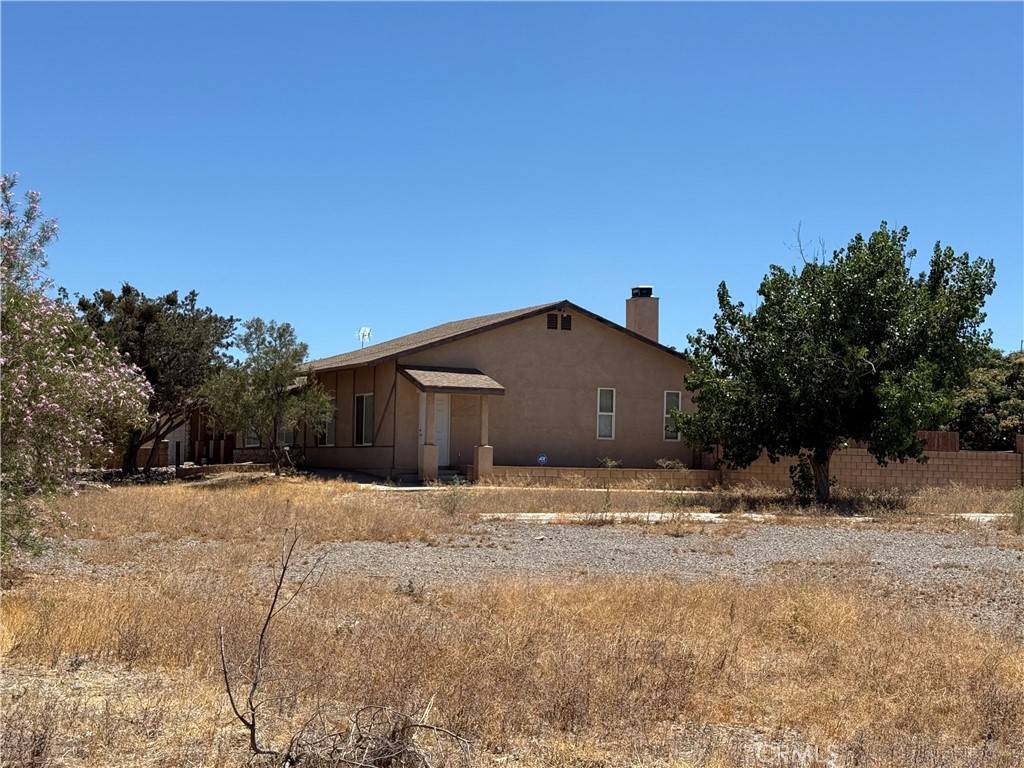 Oak Hills, CA 92344,7236 Coyote TRL