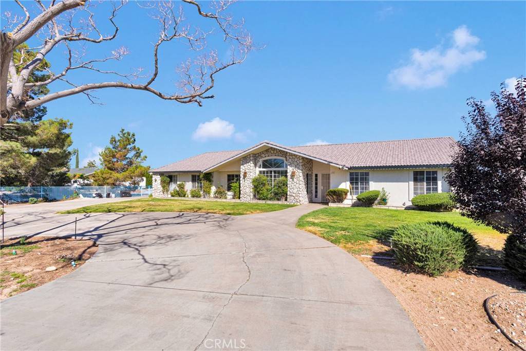 16912 Danbury AVE, Hesperia, CA 92345
