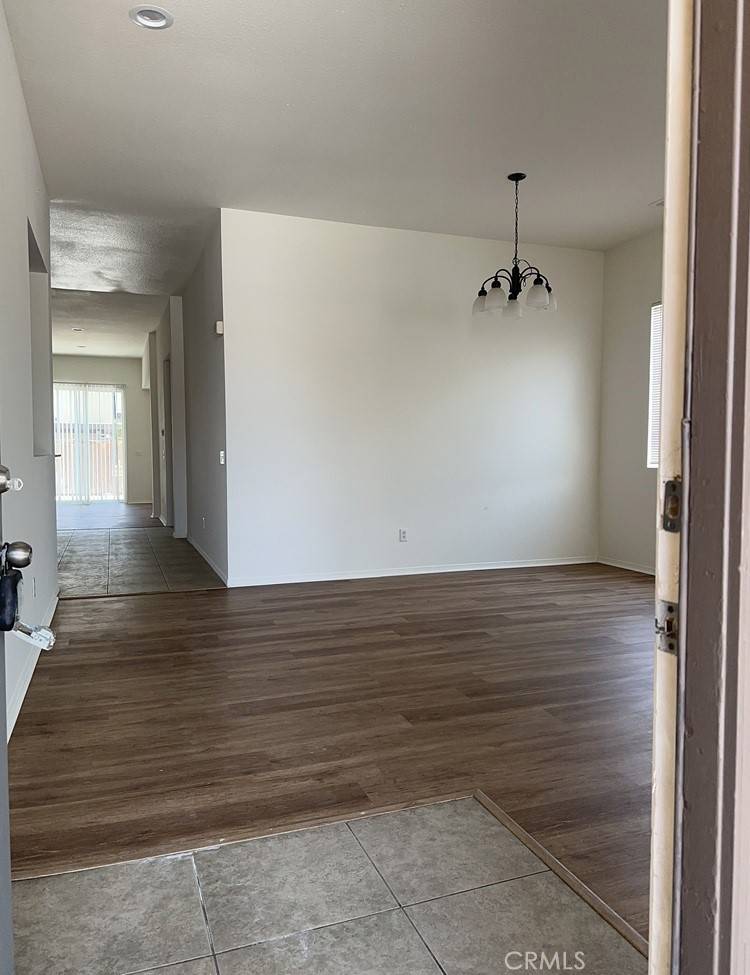 Oak Hills, CA 92344,9019 Fremont CT