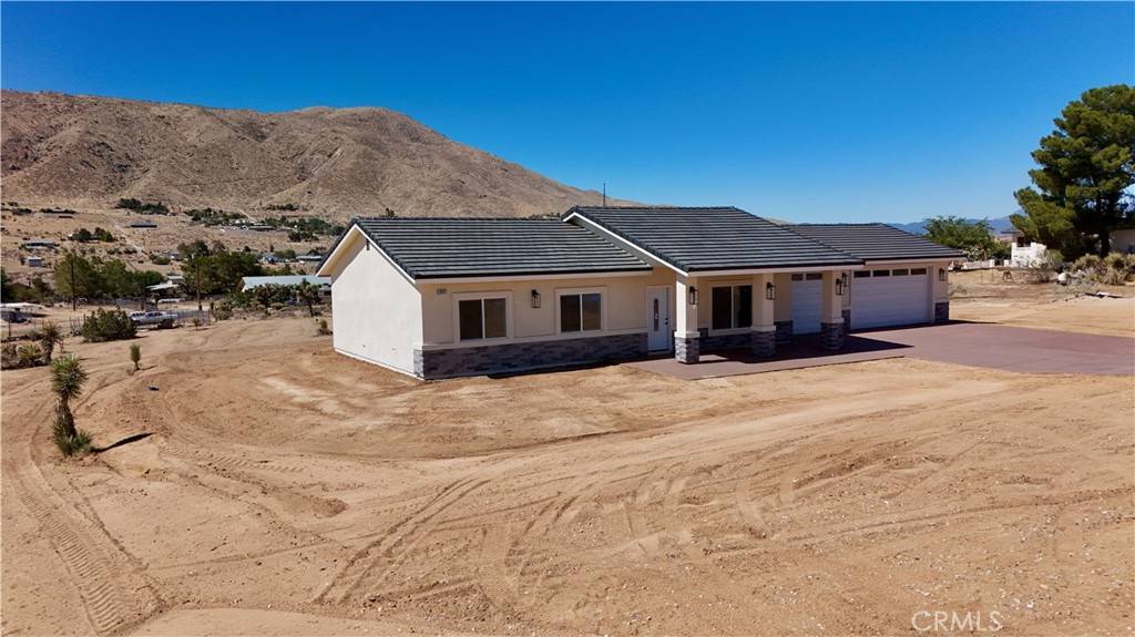 Apple Valley, CA 92308,22421 Ocotillo WAY