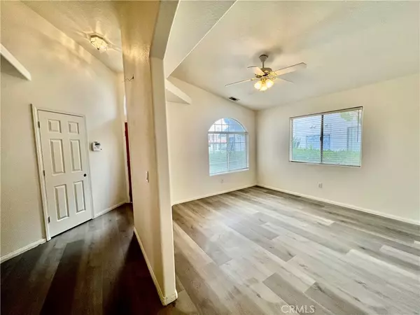 Victorville, CA 92395,17980 Lakeview DR