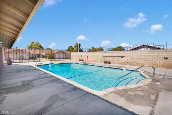 Helendale, CA 92342,27535 Lakeview DR #48