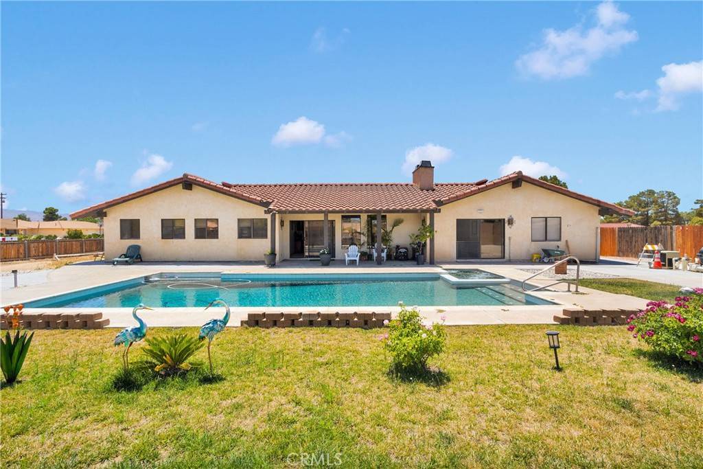 Apple Valley, CA 92307,19678 Red Feather RD