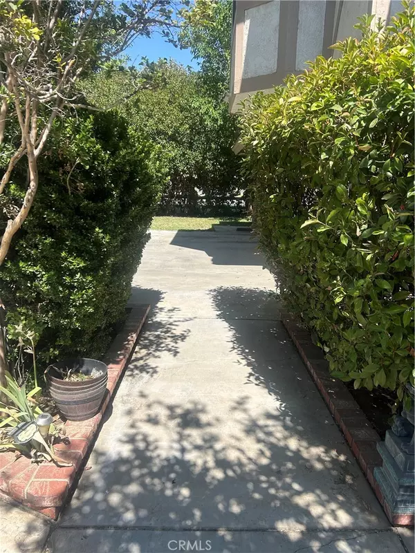 Apple Valley, CA 92308,18995 APPALOOSA RD