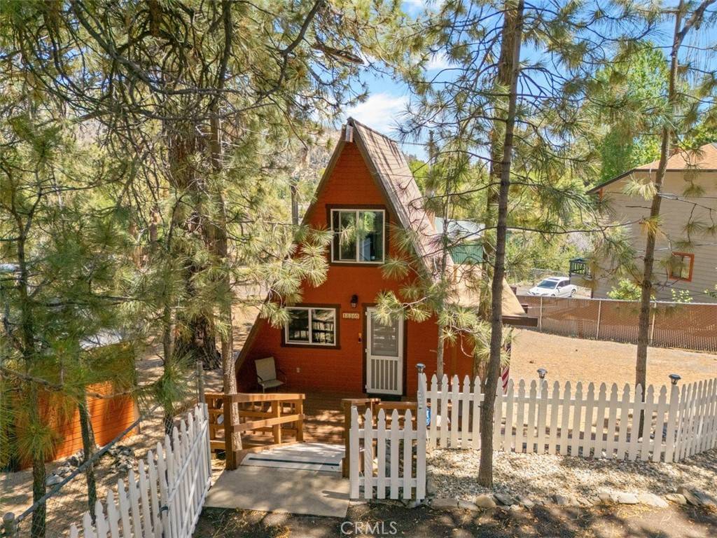 1830 Ash RD, Wrightwood, CA 92397