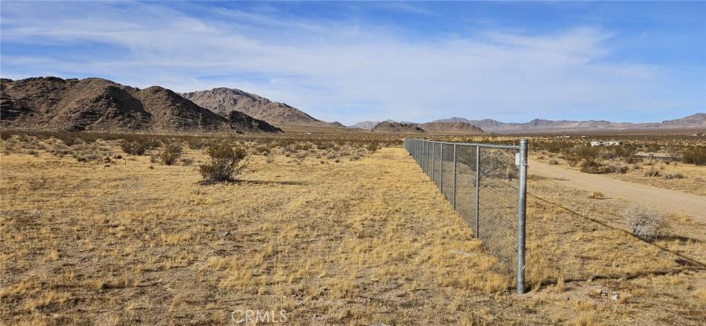 Lucerne Valley, CA 92356,18066 Barstow RD