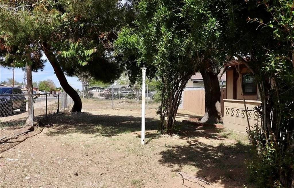Hesperia, CA 92345,16226 Pine ST