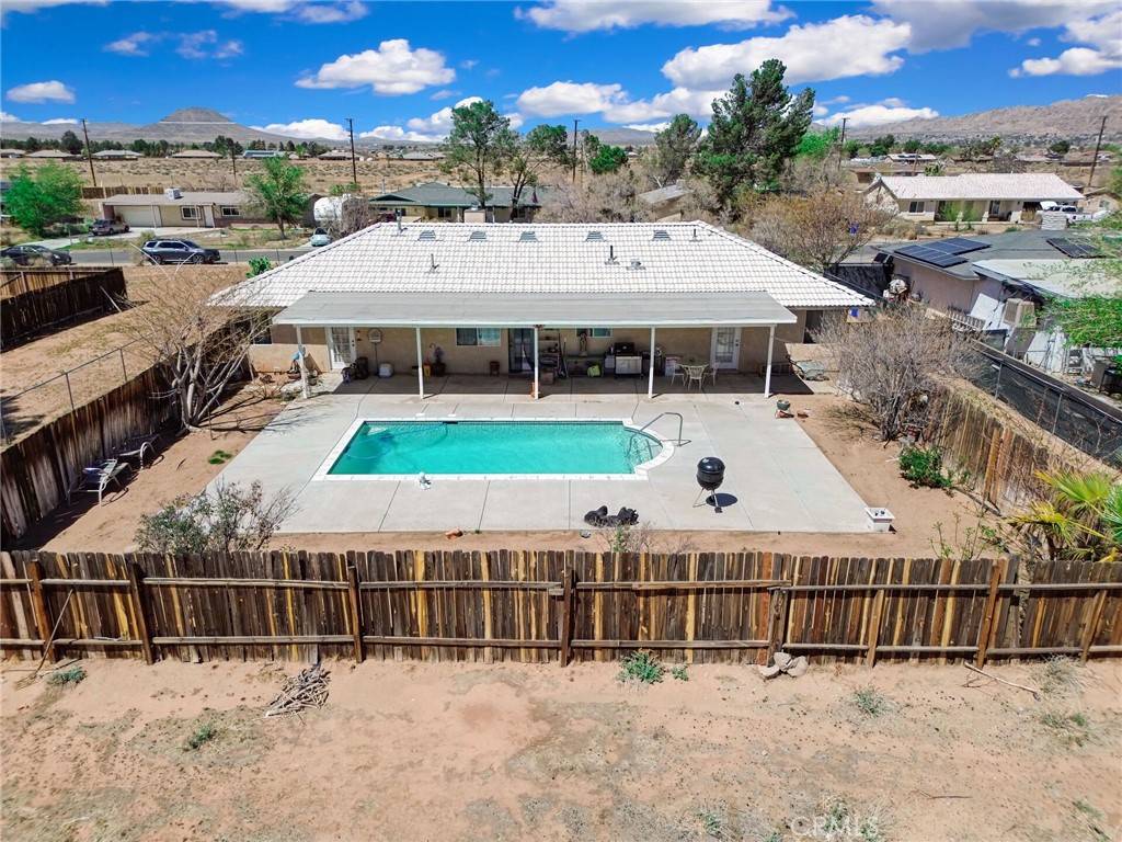 21919 Standing Rock AVE, Apple Valley, CA 92307