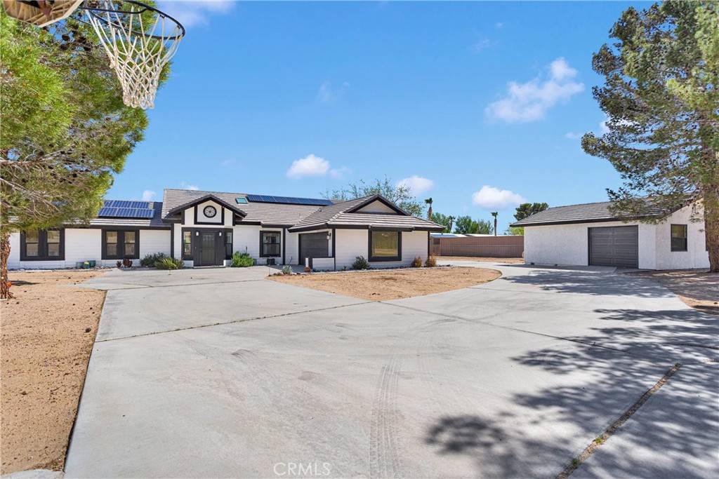 Newberry Springs, CA 92365,37077 Coyote Lake RD