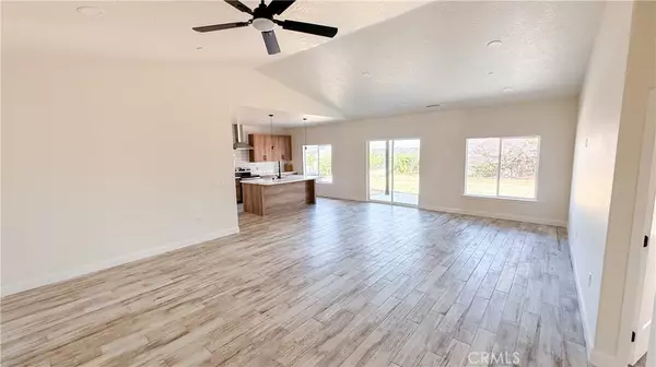 Victorville, CA 92395,13145 Palos Grande DR