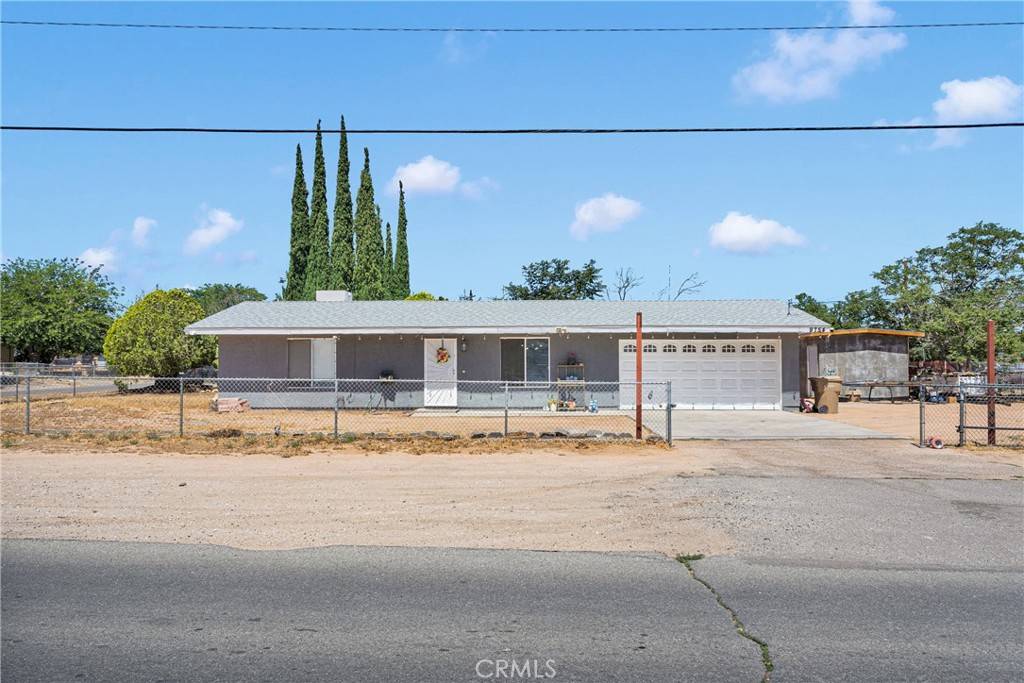 Hesperia, CA 92345,9754 5th AVE