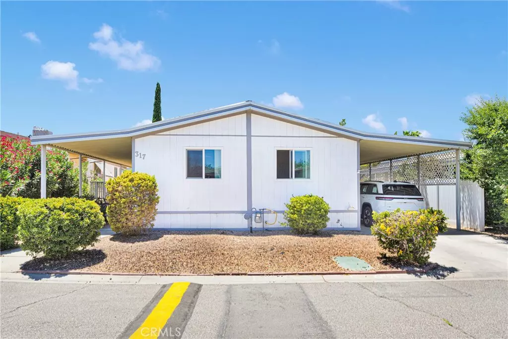 Victorville, CA 92392,15252 Seneca RD #317