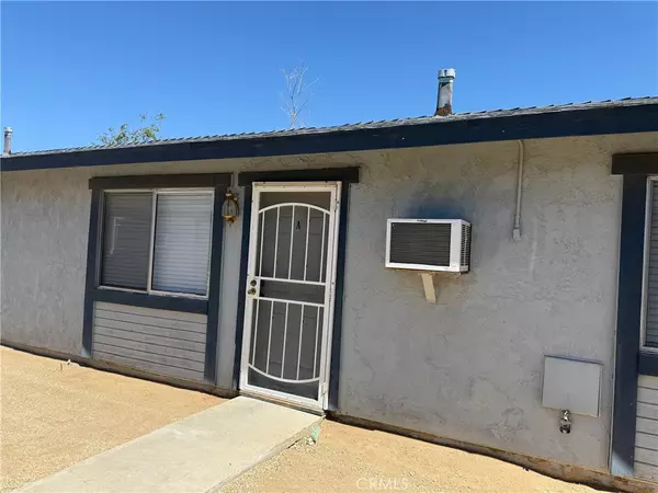Adelanto, CA 92301,18196 Larkspur RD #A