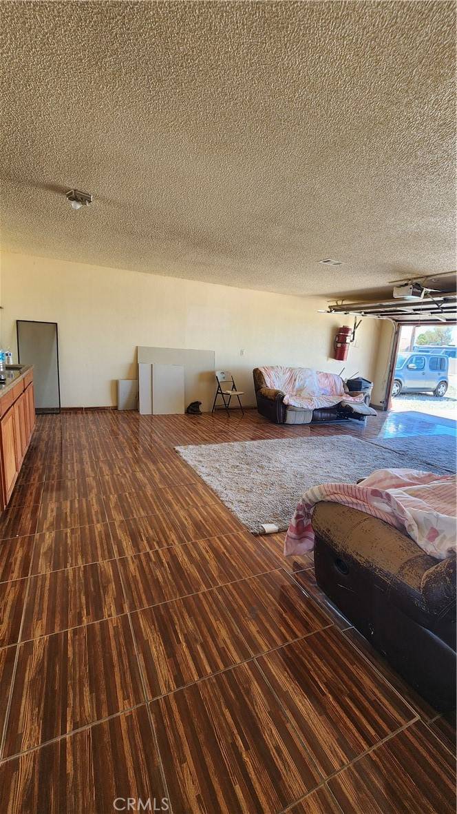 Hesperia, CA 92345,17461 Preston ST
