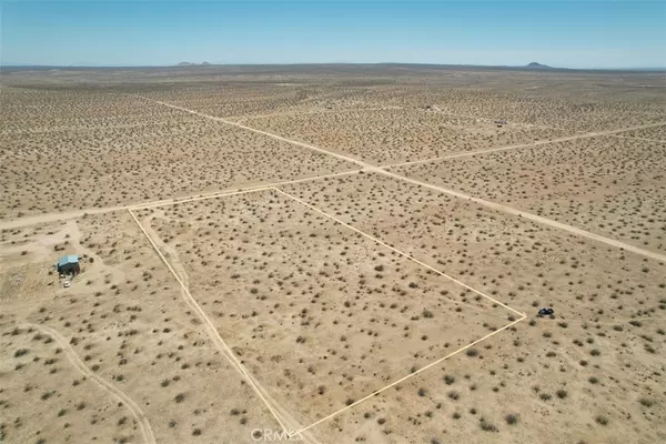 Adelanto, CA 92301,0 Pineridge Rd