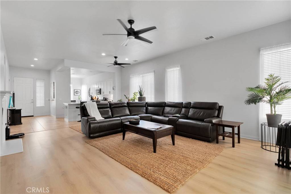 Apple Valley, CA 92308,10065 Wilmington LN
