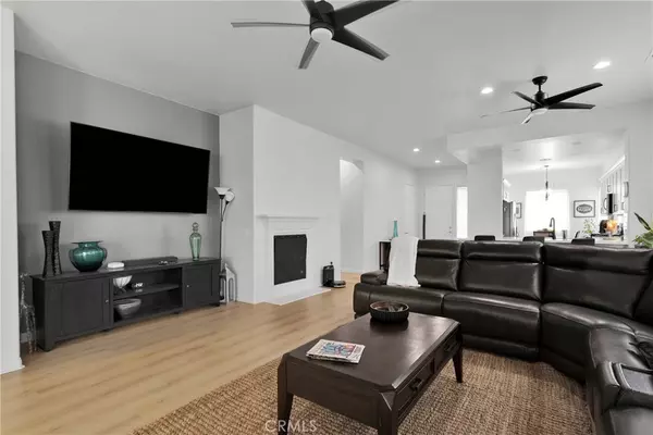 Apple Valley, CA 92308,10065 Wilmington LN