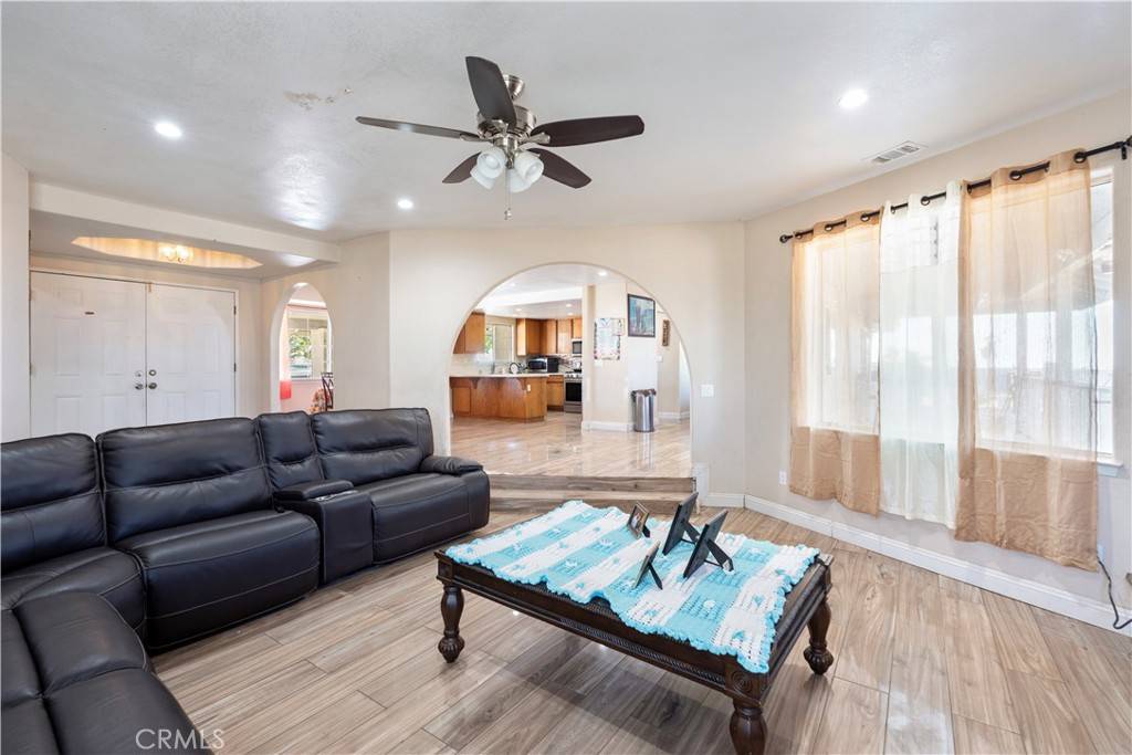 Phelan, CA 92371,11025 Sonora RD