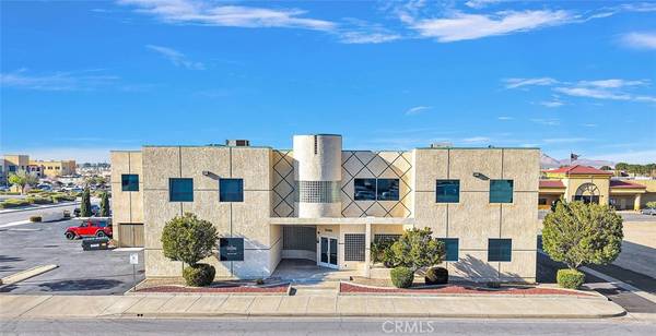Victorville, CA 92392,15490 Civic DR ##105