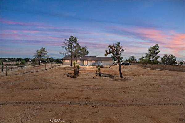 Victorville, CA 92394,15637 Topango RD