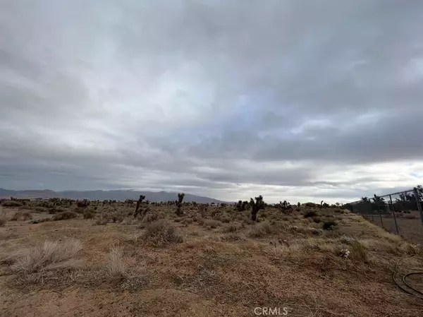 9539 Mustang AVE, Apple Valley, CA 92308