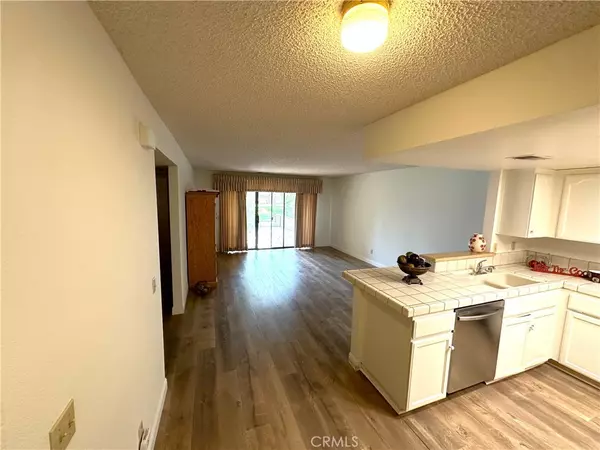 Apple Valley, CA 92308,11665 Ash street