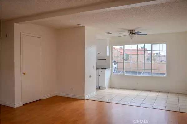 Fontana, CA 92335,17425 Arrow BLVD #8