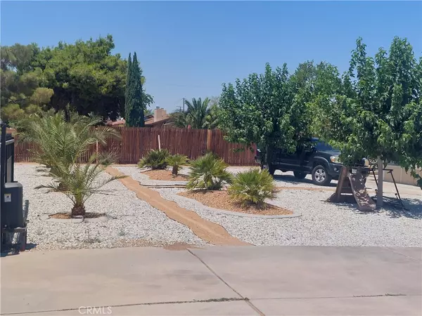 Victorville, CA 92392,14976 Luna RD