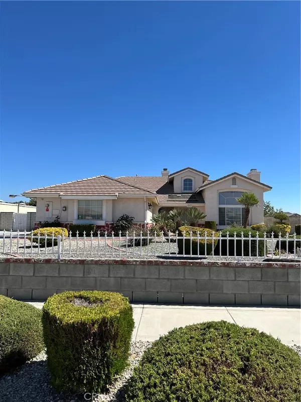 20361 Pahute RD, Apple Valley, CA 92308