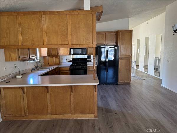 Helendale, CA 92342,14572 Lighthouse LN